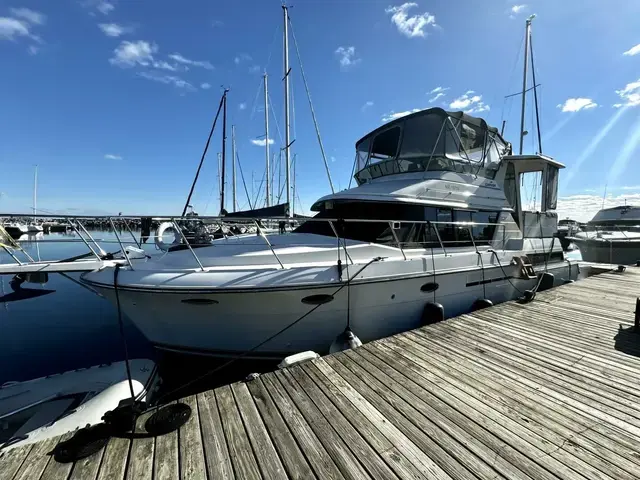 Carver 430 Cockpit Motor Yacht