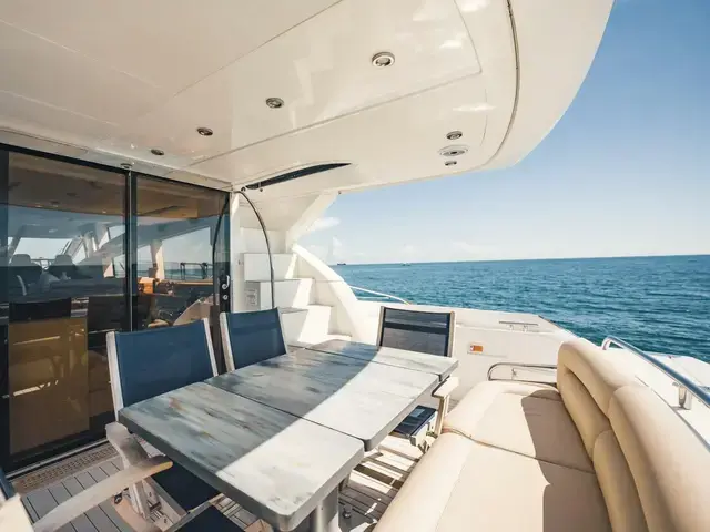 Sunseeker Manhattan 64