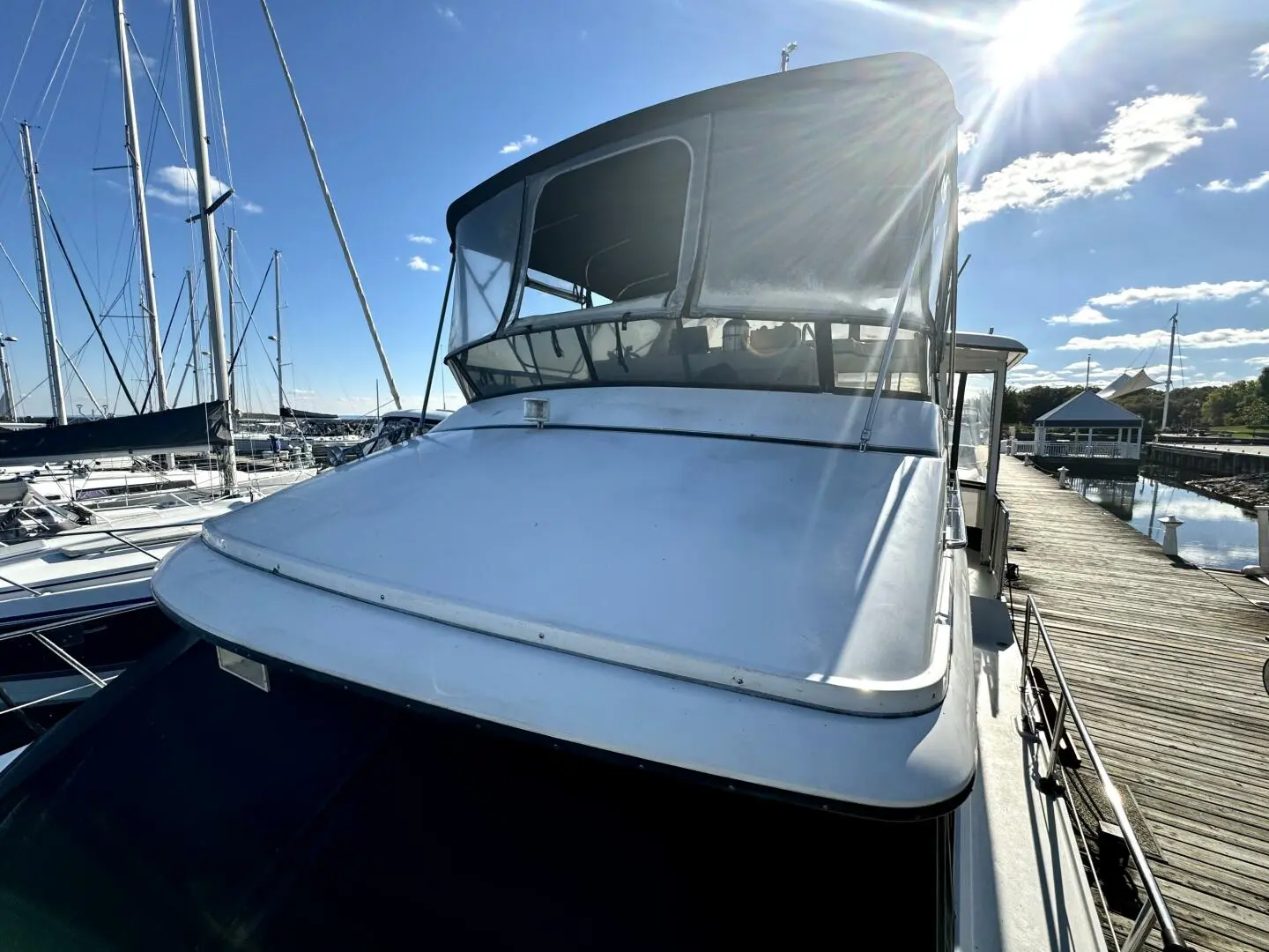 1991 Carver 430 cockpit motor yacht