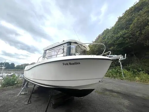 2014 Quicksilver 675 pilothouse