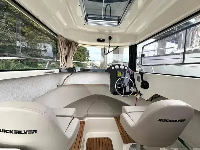 Quicksilver 675 Pilothouse