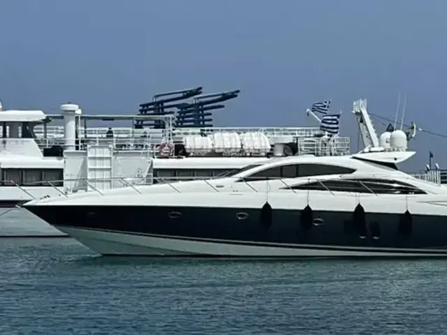 Sunseeker Predator 72