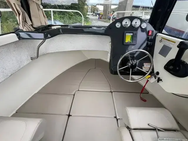 Quicksilver 675 Pilothouse