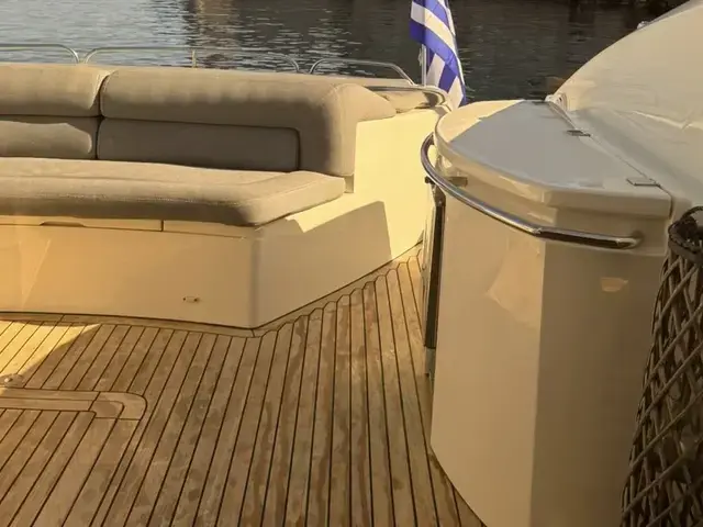 Sunseeker Predator 72