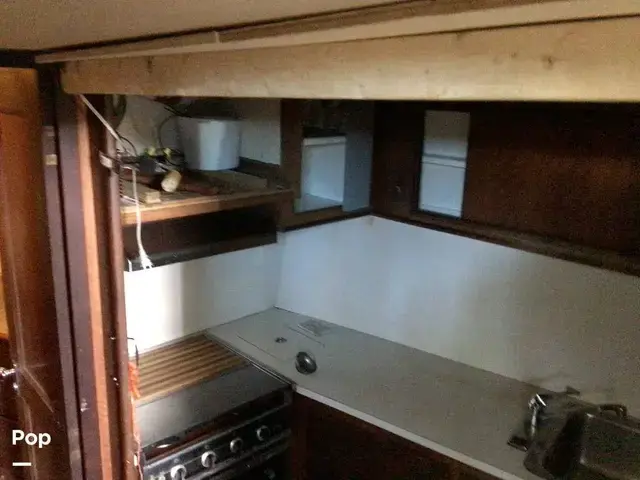 Hatteras 43 Double Cabin