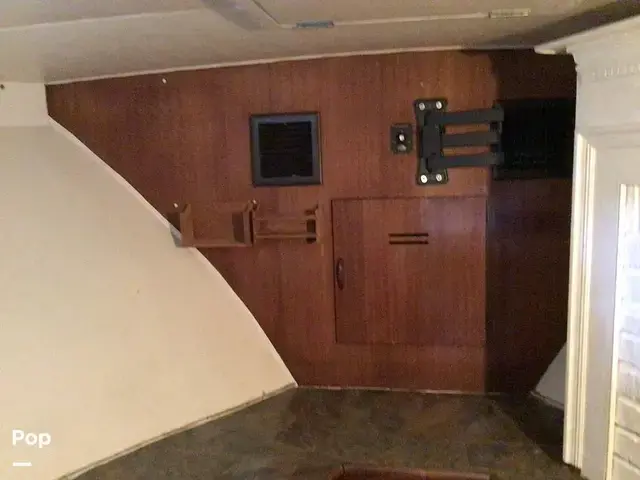 Hatteras 43 Double Cabin