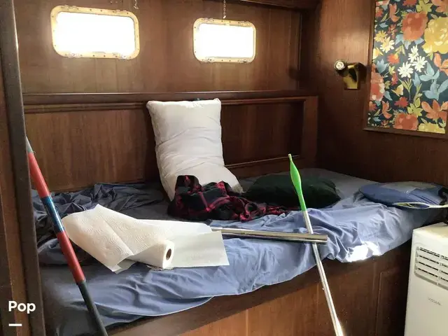 Hatteras 43 Double Cabin