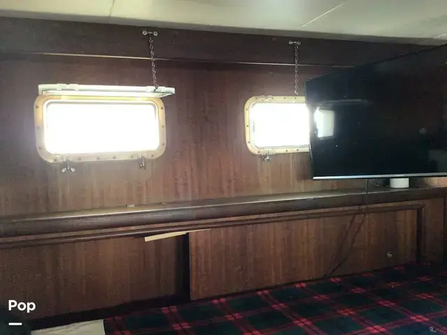 Hatteras 43 Double Cabin