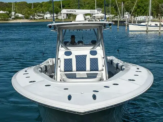 Front Runner 39 Center Console