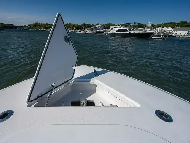 Front Runner 39 Center Console