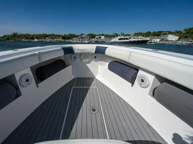 Front Runner 39 Center Console