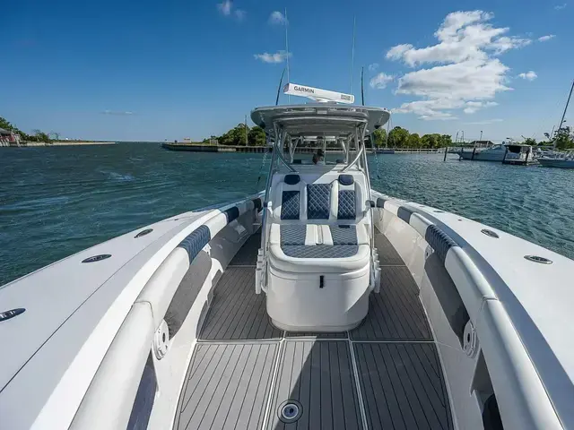 Front Runner 39 Center Console