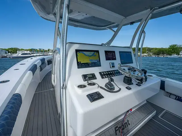 Front Runner 39 Center Console