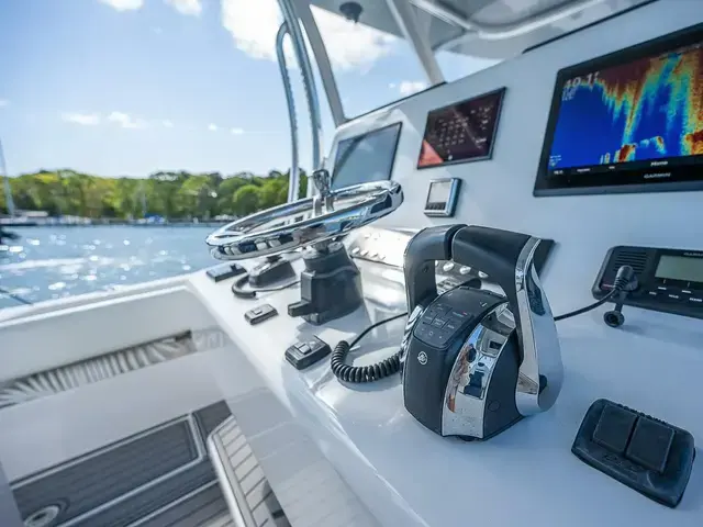 Front Runner 39 Center Console