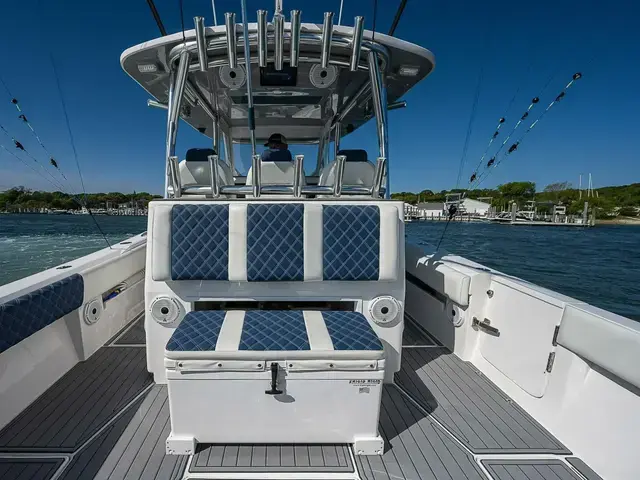 Front Runner 39 Center Console