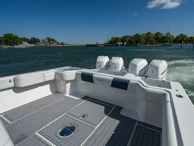 Front Runner 39 Center Console