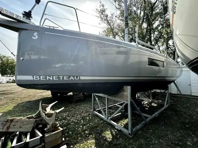 Beneteau Oceanis 30.1