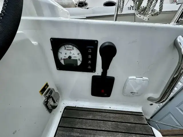 Beneteau Oceanis 30.1