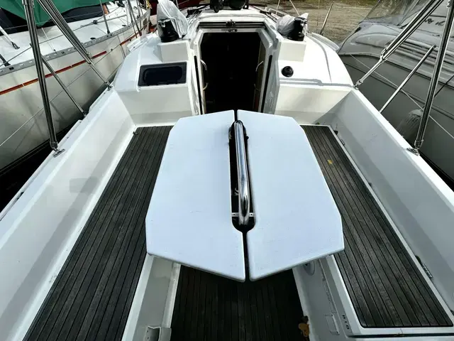 Beneteau Oceanis 30.1