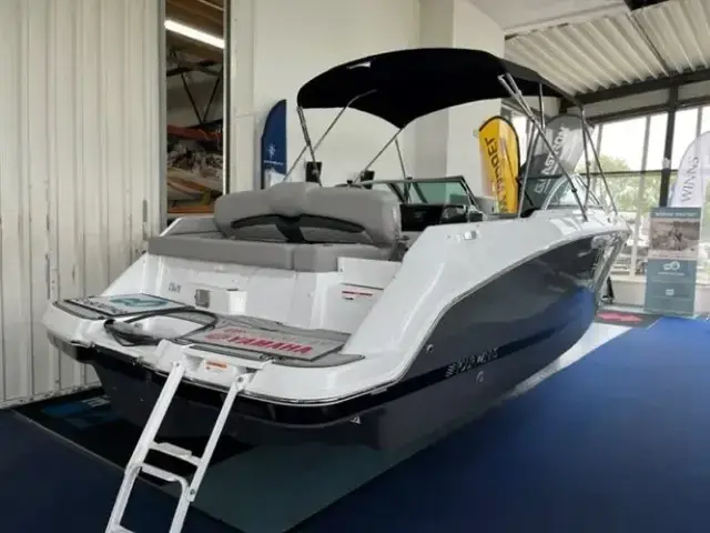 Four Winns HD3 OB Bowrider