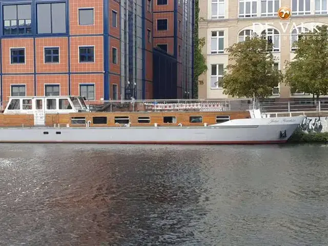 Luxe Motor 29M