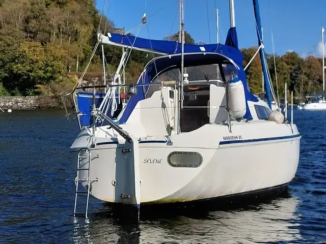 Hunter Horizon 26