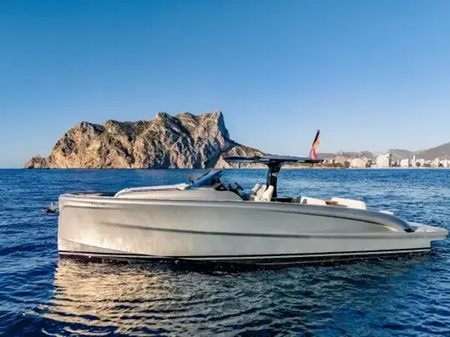 Solaris Power 40 Open