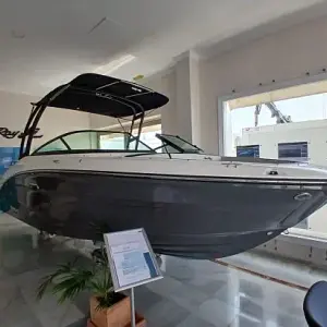 2024 Sea Ray 210 SPX