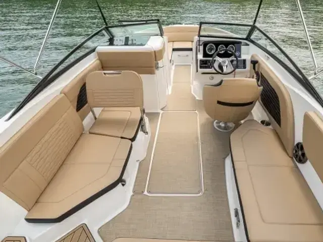 Sea Ray 230 SPX