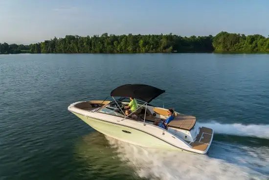 2024 Sea Ray 230 spx