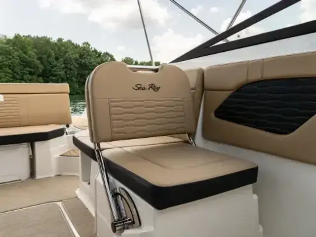 Sea Ray 230 SPX