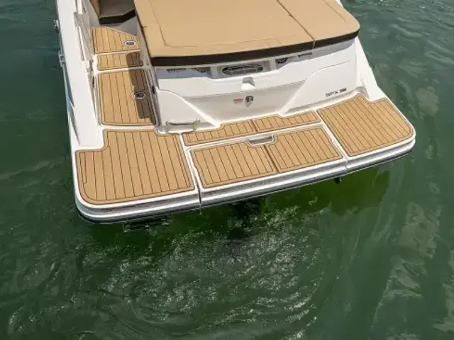 Sea Ray 230 Spx