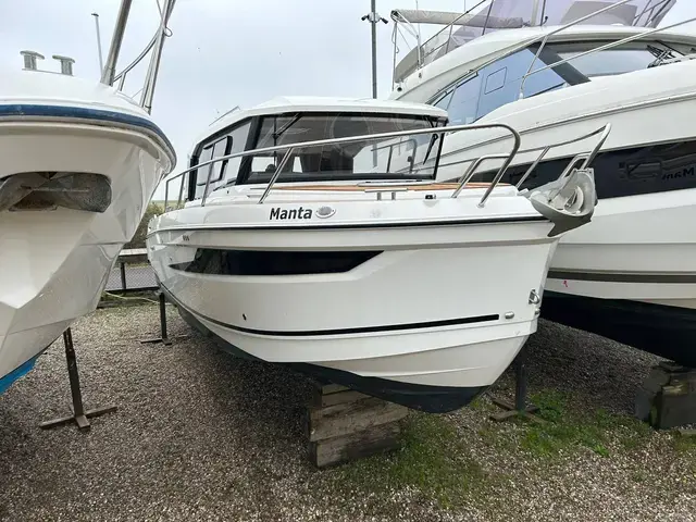 Parker Boats 920 Explorer max