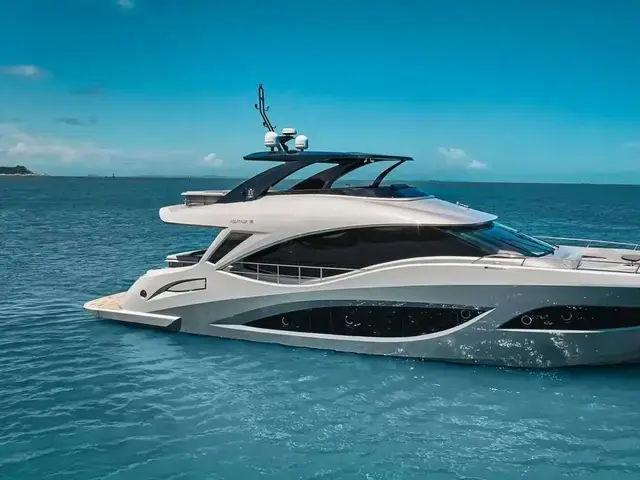 Aquitalia Yachts Flybridge