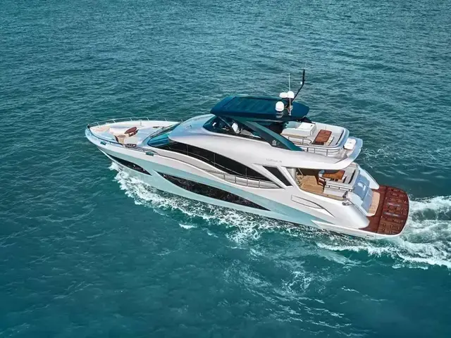 Aquitalia Yachts Flybridge