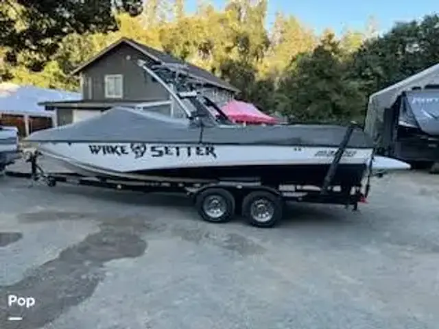 Malibu Wakesetter 247 Lsv