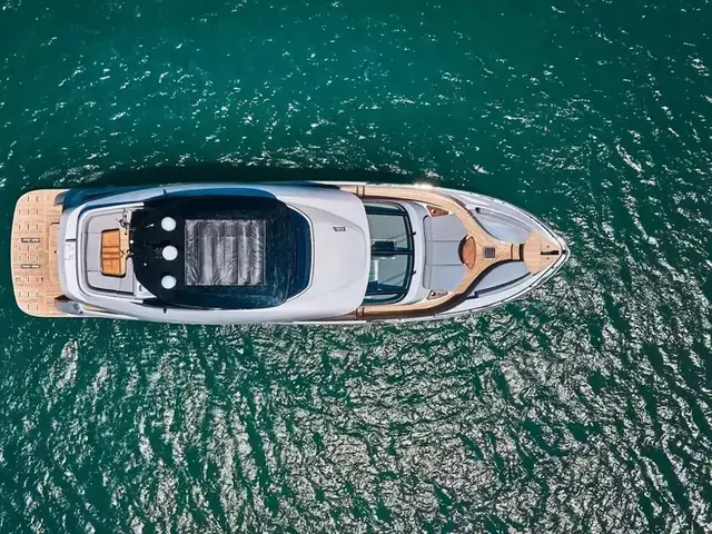 Aquitalia Yachts Flybridge