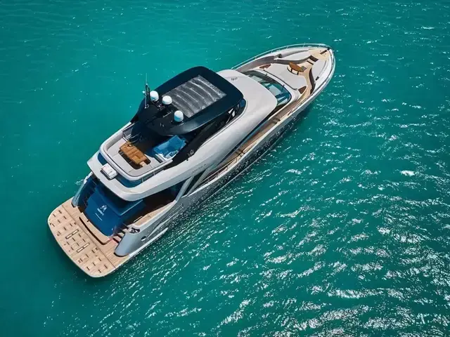 Aquitalia Yachts Flybridge