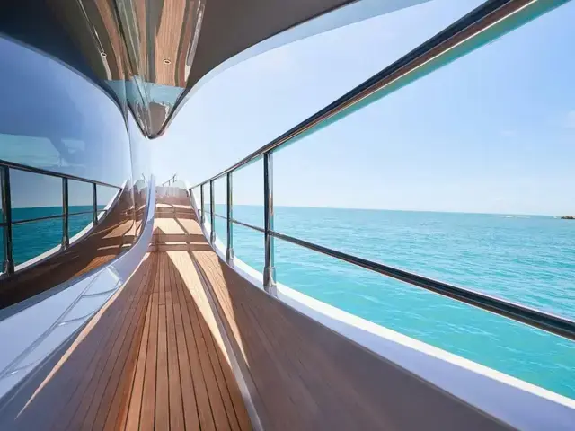 Aquitalia Yachts Flybridge