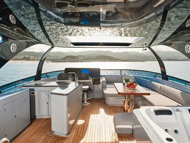 Aquitalia Yachts Flybridge