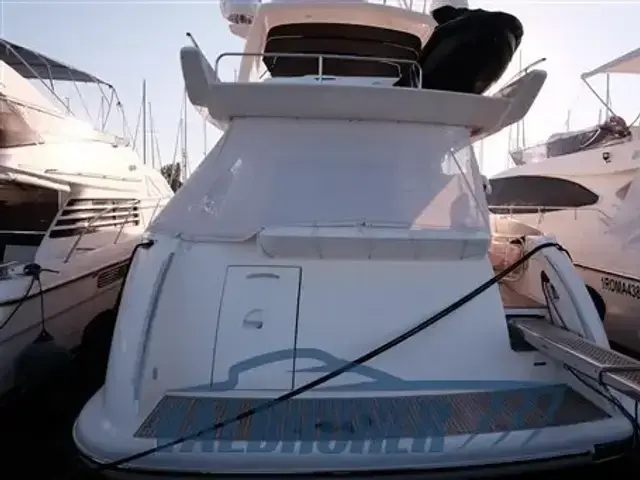 Azimut 68