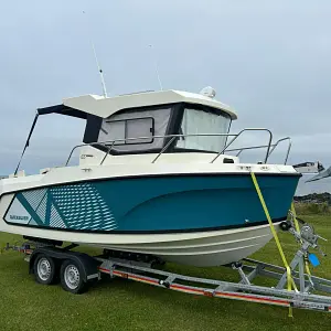 2022 Quicksilver 625 Pilothouse