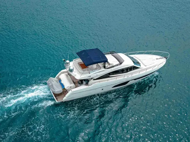 Ferretti Yachts 650