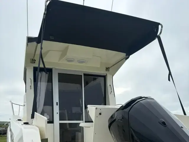 Quicksilver 625 PILOTHOUSE