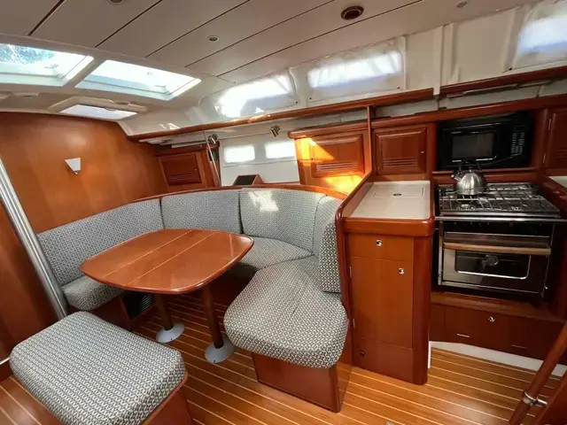 Beneteau Oceanis Clipper 423