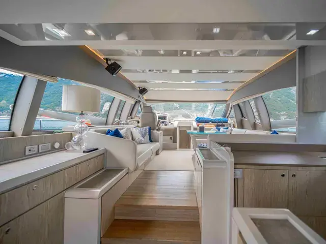 Ferretti Yachts 650