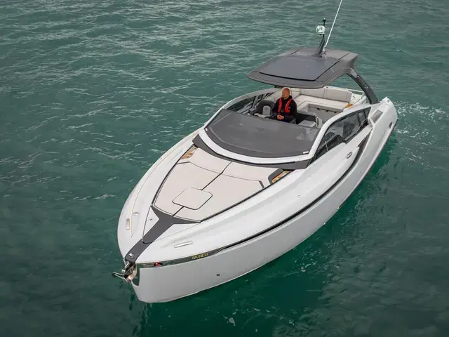 Fairline F Line 33