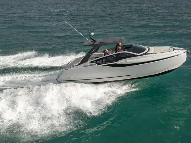 Fairline F Line 33