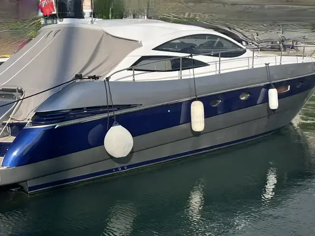 Pershing 50