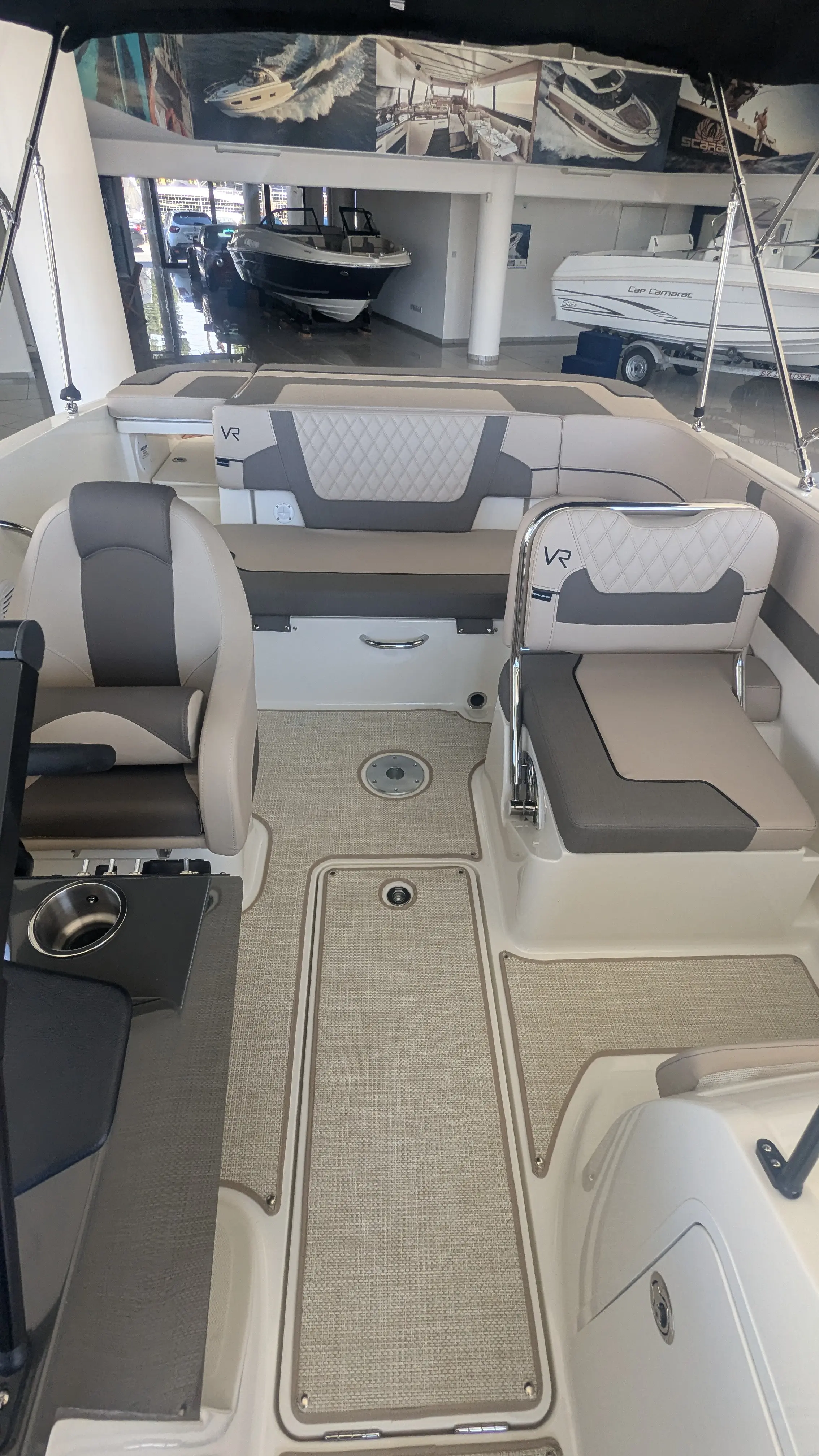 2023 Bayliner vr5